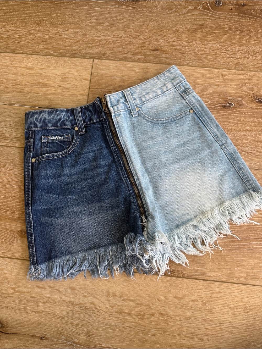 Two-Tone Frayed Denim shorts - Light Blue & Dark Blue zip front sz small trendy